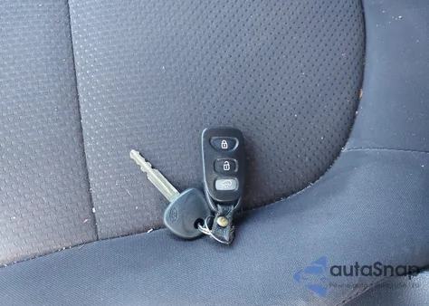 2011 Kia Forte Ex z USA, uszkodzony, nr VIN KNAFU5A26B5333849